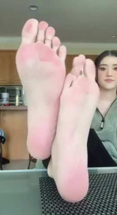 I lost hope tryna find more of her 🫠😭