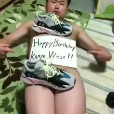 The GOAT helped me fight depression and motivates me everyday. An idol in my eyes, God of the game.