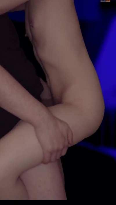 Skinny amateur standing up fuck