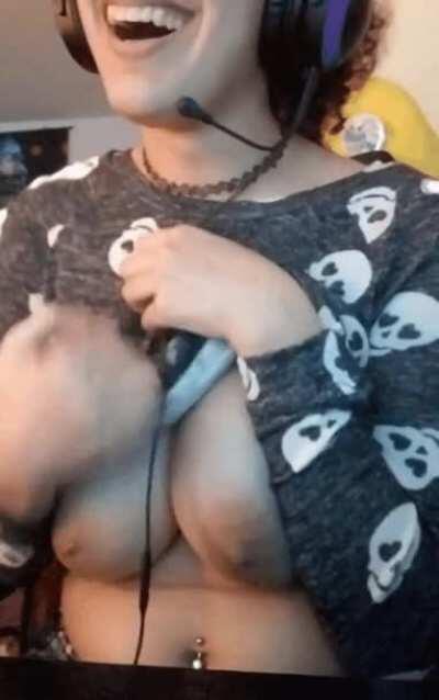 [OC] Ouchy~♡ 🥺🥺🍒🍒