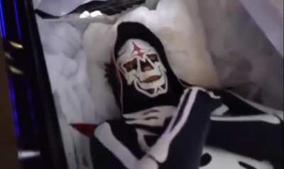 [AAA TripleMania Spoilers] Legendary luchador is back from the dead