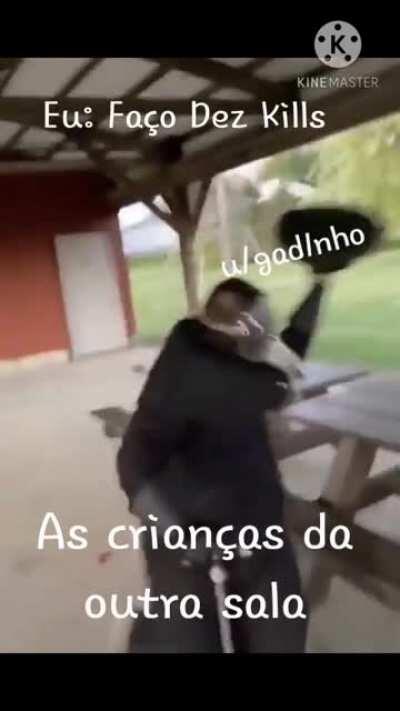 Eu sei que já está ficando saturado mas eu só tive essa ideia de meme