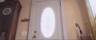 An Unexpected Guest [ u/draculus As The Creator ]