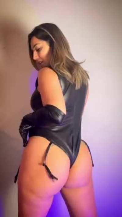 Can I twerk for you?