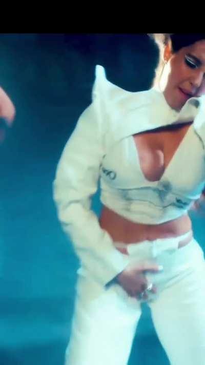 Nora Fatehi Jiggling