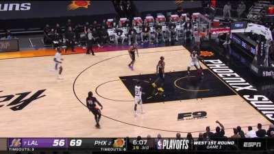 [Highlight] Suns defense smothers Lebron which leads to a bucket on the other end