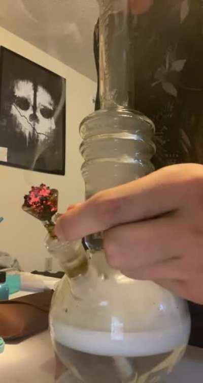 new bong fat rips