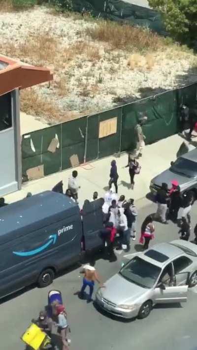 Robbing the amazon prime van