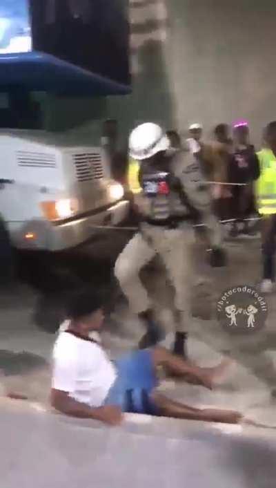 Nada pra ver aqui, circulando, circulando... 