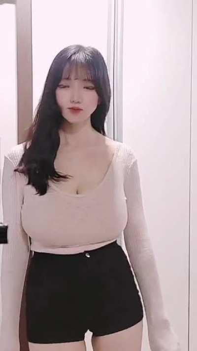 Damn this korean milkers - - > @felicity0979