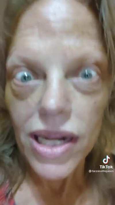 Cool Chick raving about Doritos