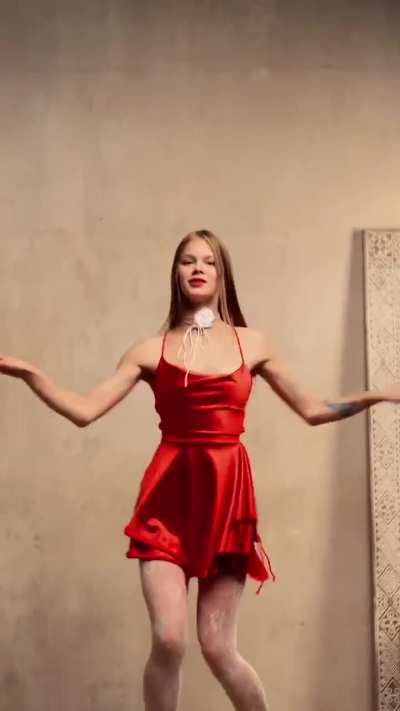 Jingle Bells ❤️ Dance teacher²⁴ in red dress 💃🏼✨