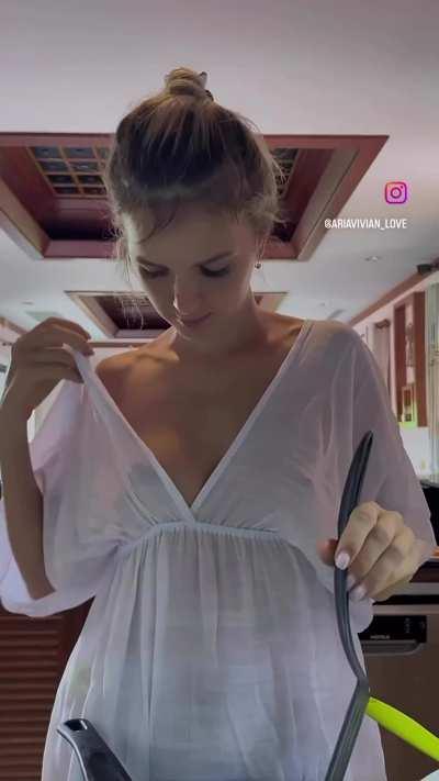 Aria is in your Kitchen