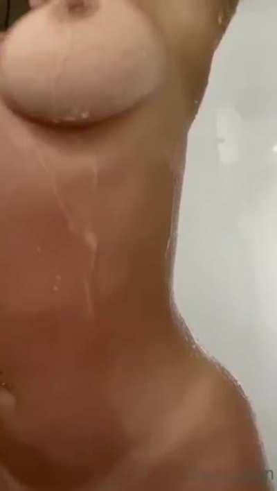 WhenABadBitchShowers