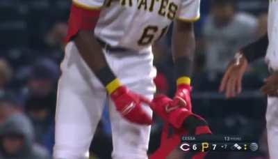 [Highlight] Oneil Cruz rips a 118 MPH single in his debut, the hardest ball hit by a Pirate this season.