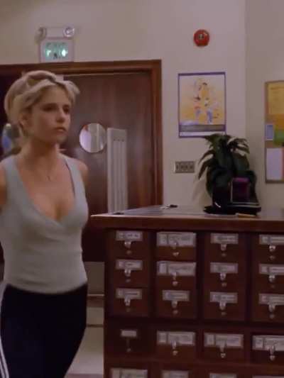 SARAH MICHELLE GELLAR 