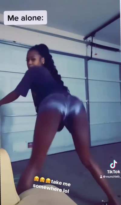 MunchieBAZ - Video #6425