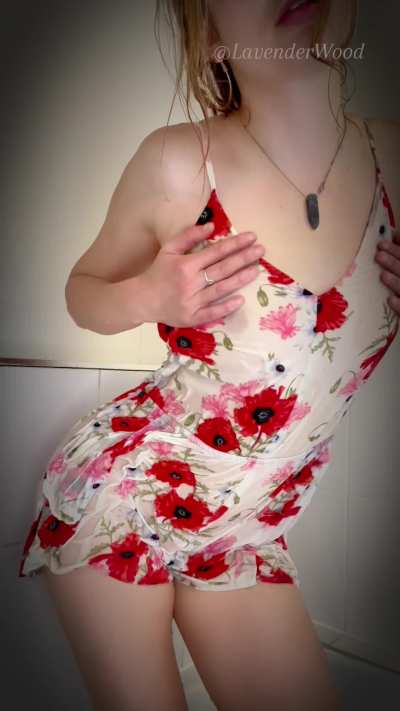 Little wet play suit 