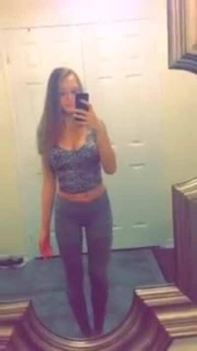 Sophia on how to take selfies