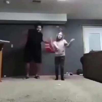 Wraith's Into the Void finisher be like: