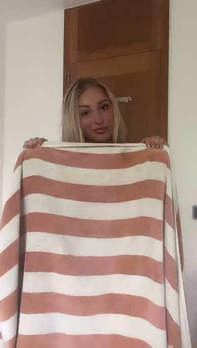 Need someone to control my wireless vibrator while I make tiktoks ;p