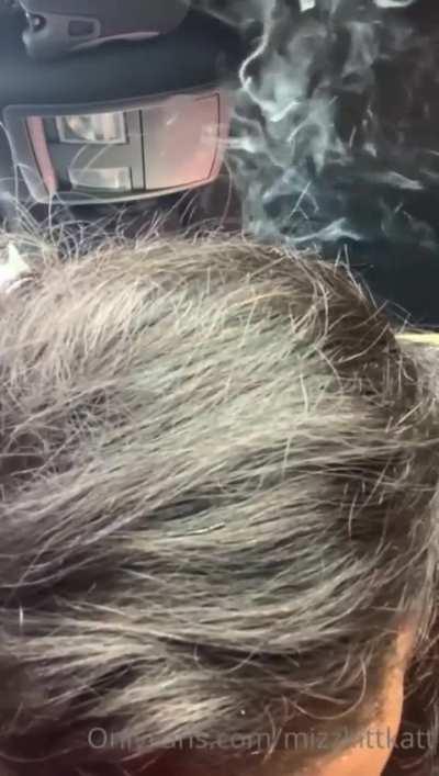 Ebony whore sucks dick in a car and gets blasted with cum