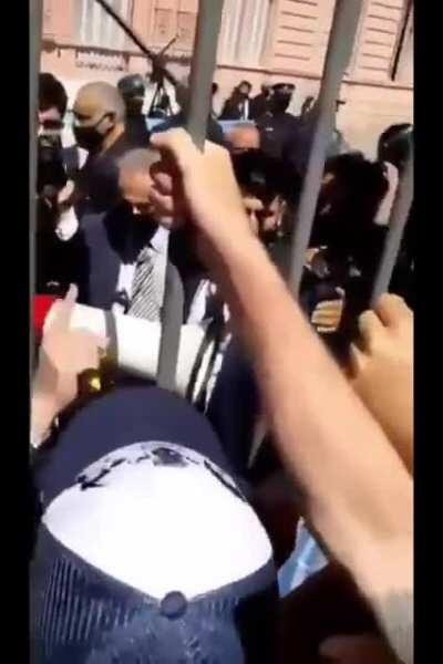 Con un solo voto en contra, el Senado aprobó el castigo para el acoso callejero