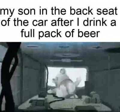 No wonder they have brain damage (OC😳)