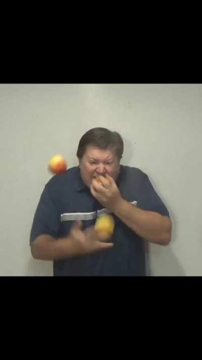 Apple eating juggling 