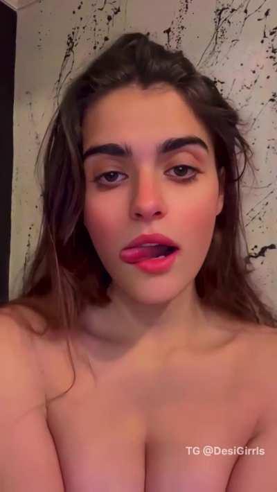 Desi Delhi Beauty Unseen