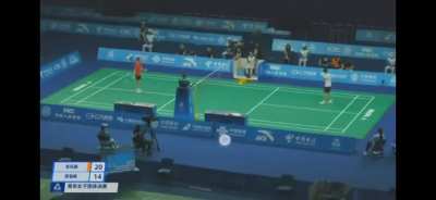 A Chinese badminton stream allows you to view the entire space in 3D