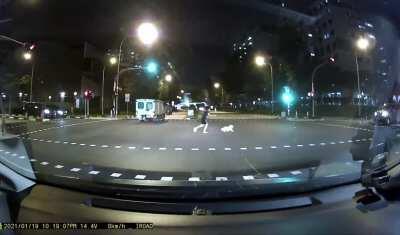 wcgw letting your dog off the leash