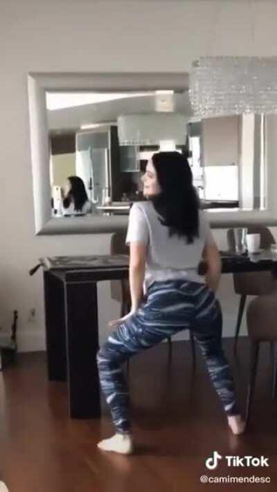Camila Twerking for TikTok 🥵