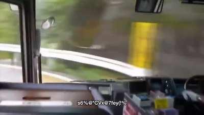 FLASH, the unstoppable reckless bus driver