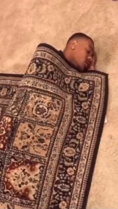 Guys alguém sabe o nome dessa música