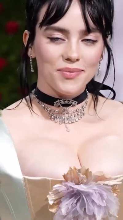 Closeup (Met Gala)