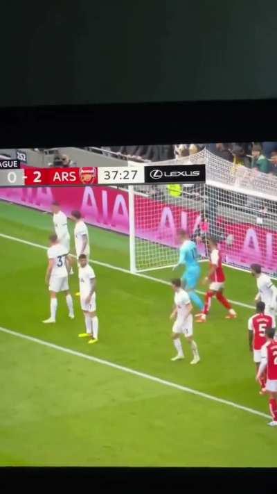 The consequences of supporting small clubs 