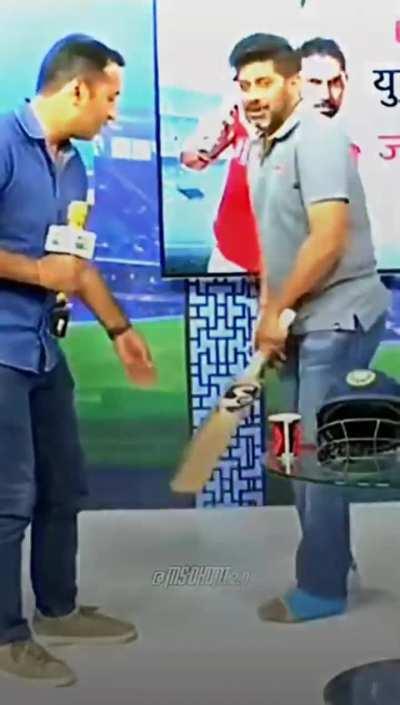 A true cricket expert !!