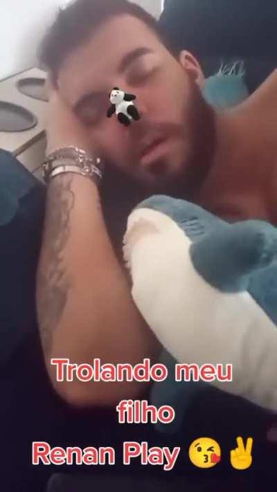 O envolvimento de Renan com Pandas é absurdo 