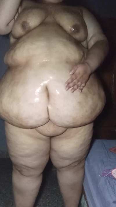 It's a belly that's too big and fattyI hope he still loves me.