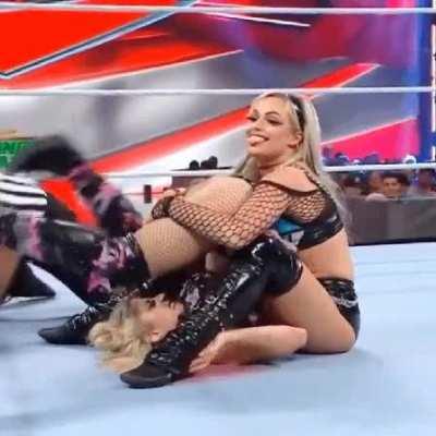 Alexa Bliss & Liv Morgan