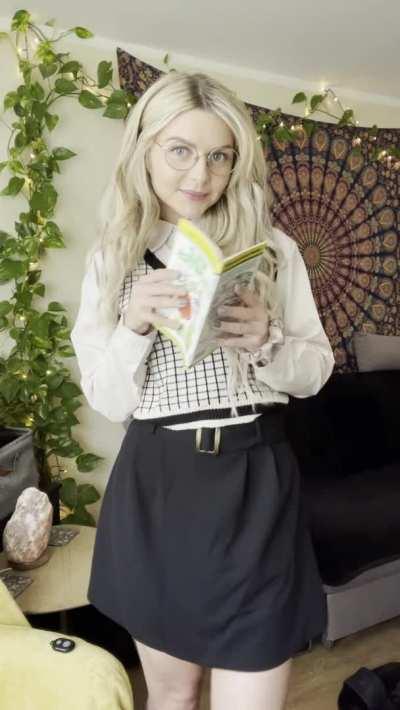 Who’d like to help me study? 📚