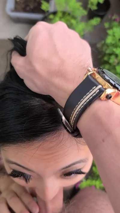 A little gift in the morning 🤭😏