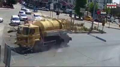 Never cross at a red light