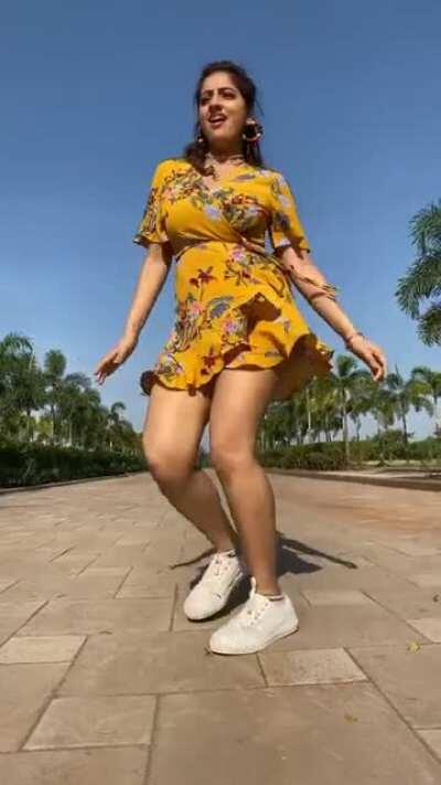 There you have it guys, Deepika Singh Goyal, closer angle, jigglier thighs and a pantypeek to top it off. I think she listened to your calls and posted this to please her thigh lovers.