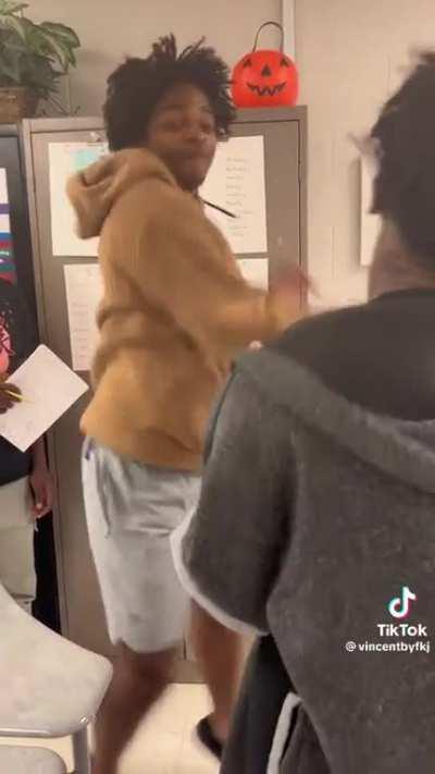 how did i even feel that through the screen 😹