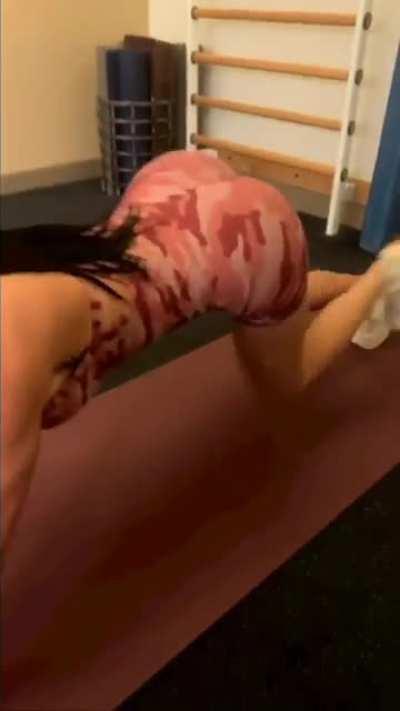 Veronica, Veronica this is a gym