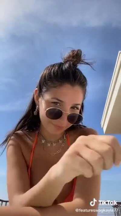 for those of you that don't like dancing and weird faces