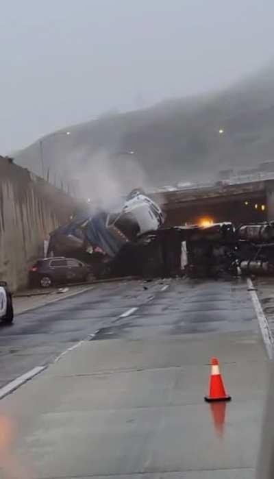 Truck edition: Truck plummets off freeway near Los Angeles, crashing into earlier crash site