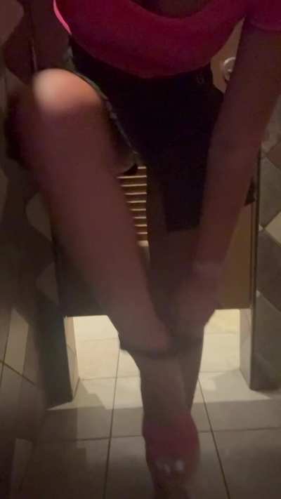 Video I am sending to hubby during my date before I slide these into the bf pocket at the bar.  Should I send a video of me taking a new cock or just wait and until I sit on his face when I get back home? 